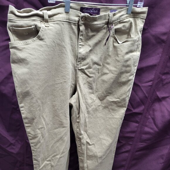 Biege Jeans - Plus Size - Picture 1 of 8